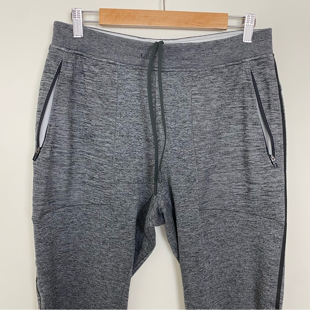 Lululemon Textured Tech Joggers - Picture 4 of 14